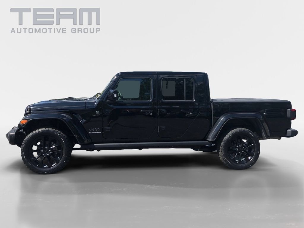 Used 2023 Black Jeep Overland image 4