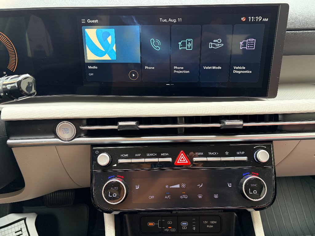 Certified Used 2025 Rockwood Green Hyundai SEL image 17