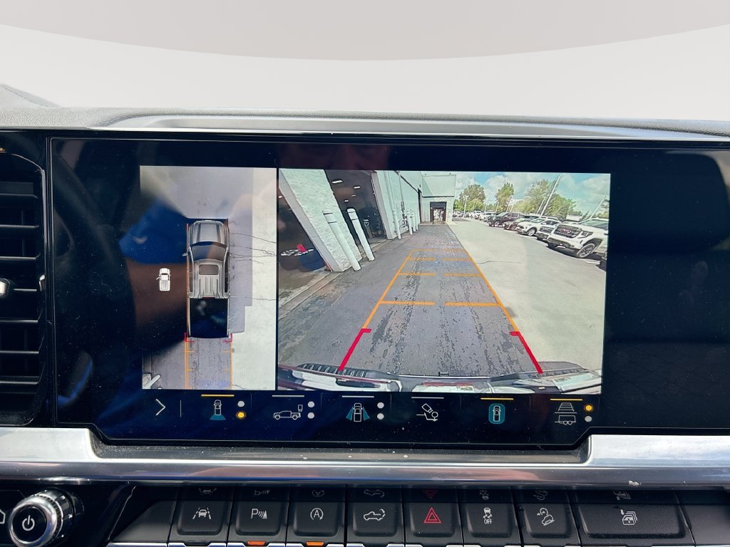 Used 2023 Red GMC SLT image 18