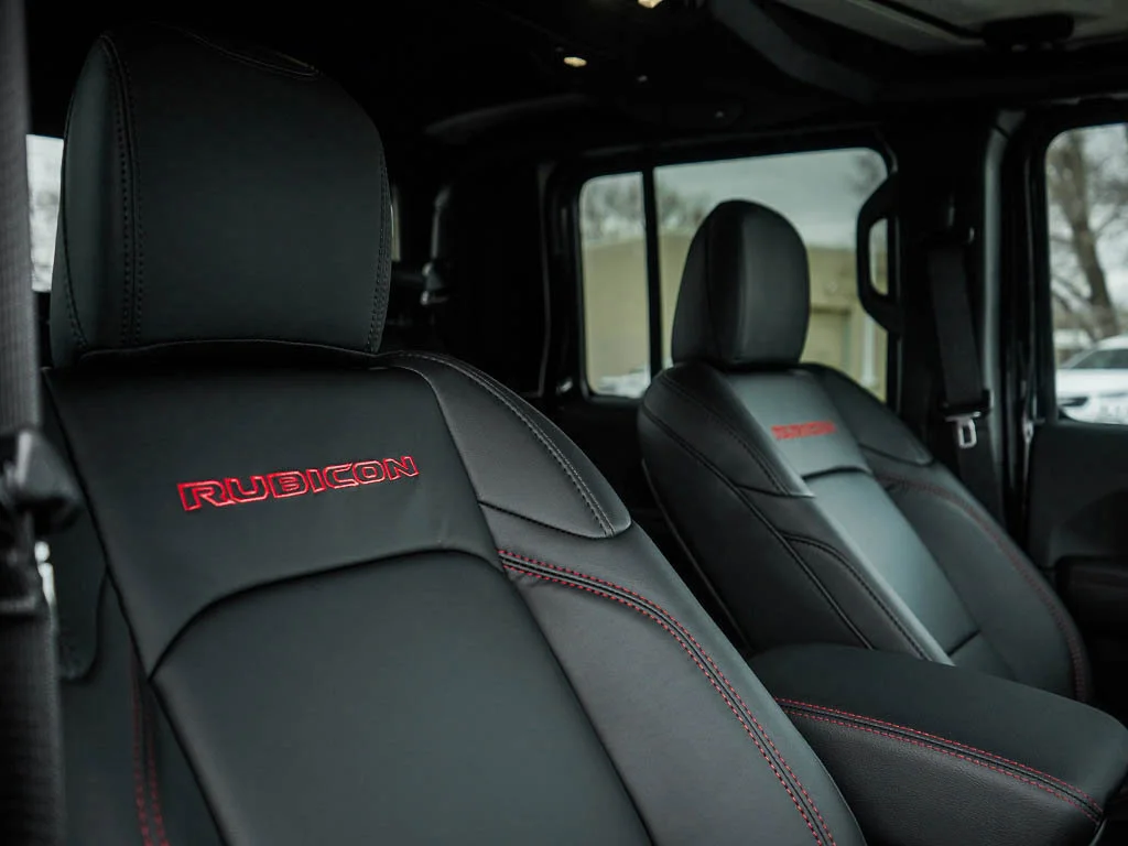 New 2026 Black Clearcoat Jeep Rubicon X image 9