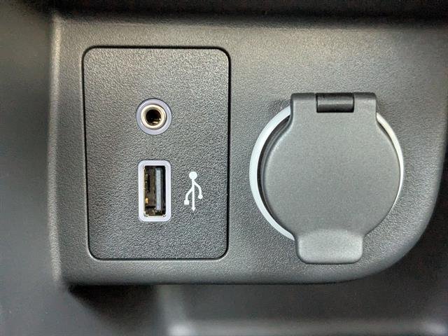 2025 Nissan KICKS PLAY Base - Photo 21