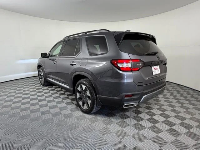 New 2026 Modern Steel Metallic Honda Touring image 5