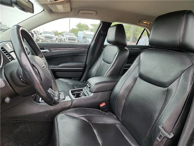 Used 2022 Black Chrysler Touring L Rear-Wheel Drive image 12