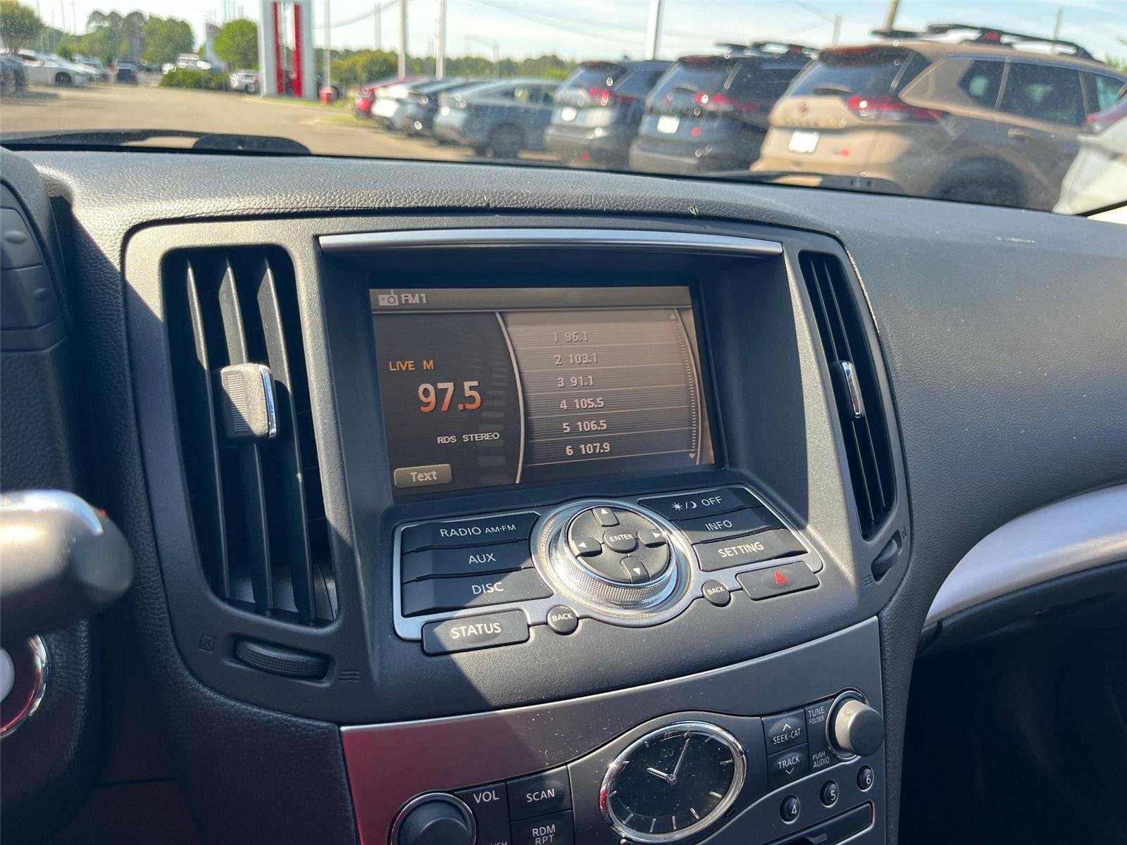 Used 2012 Graphite Shadow INFINITI Journey image 28
