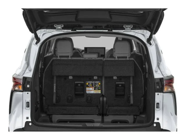 New 2026 Wind Chill Prl Toyota XLE image 10