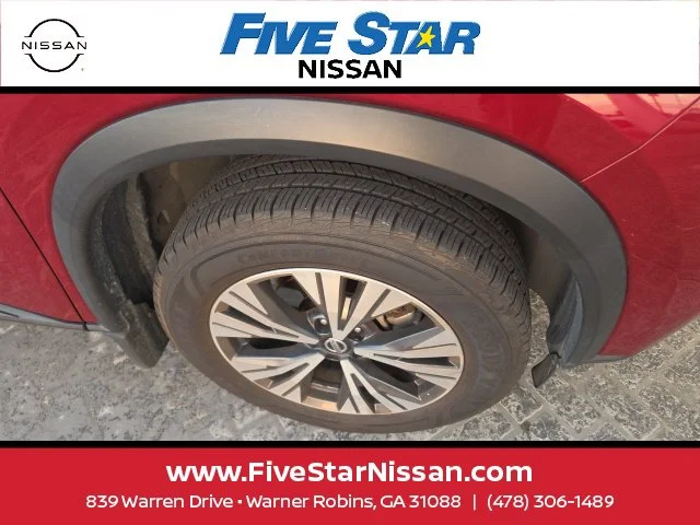 Used 2021 Red Nissan SV image 5