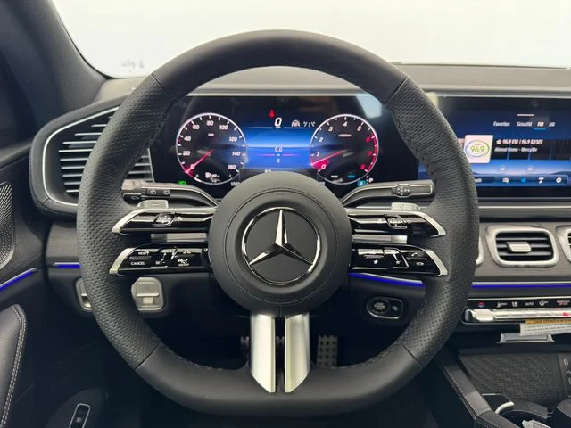 New 2026 Moonlight White Magno Mercedes-Benz GLS 450 image 26