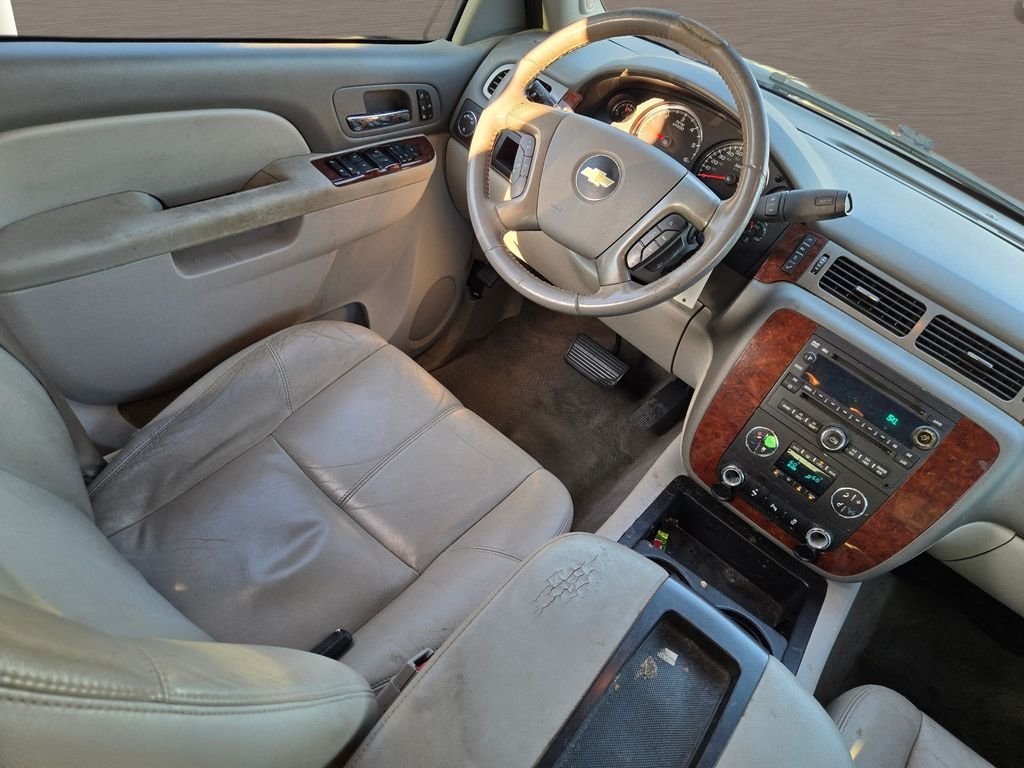 Used 2013 Black Chevrolet LT image 16