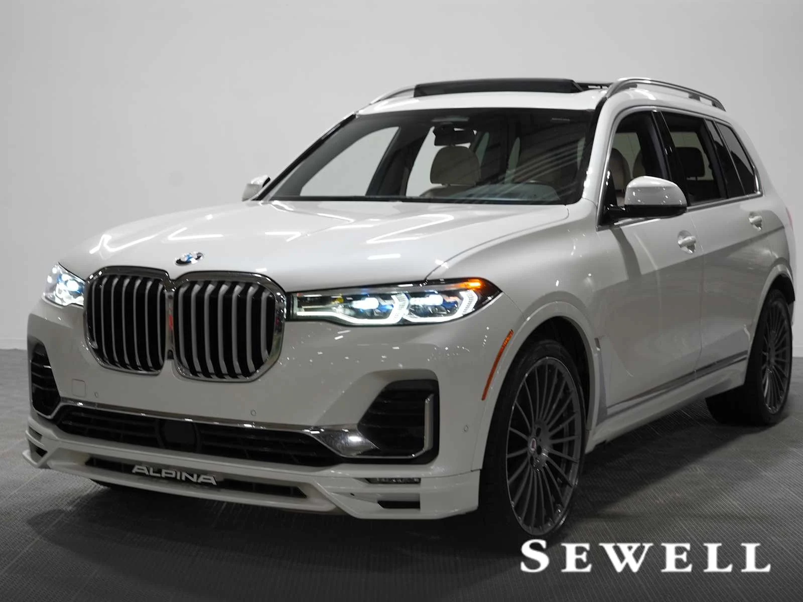 2022 BMW X7 ALPINA XB7
