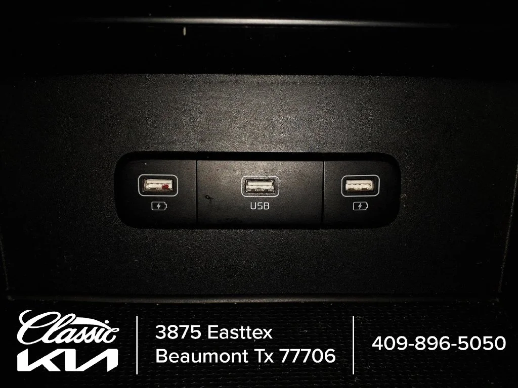 Used 2023 Red Kia LX Seat Package image 24