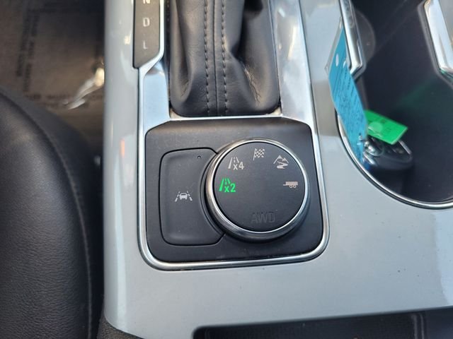 Used 2023 Gray Chevrolet LT image 25