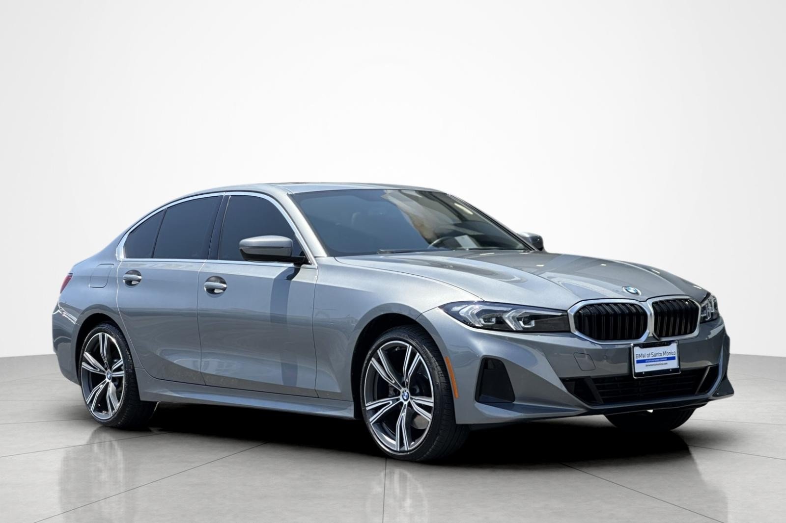 Used 2024 Skyscraper Grey Metallic BMW 330i image 7