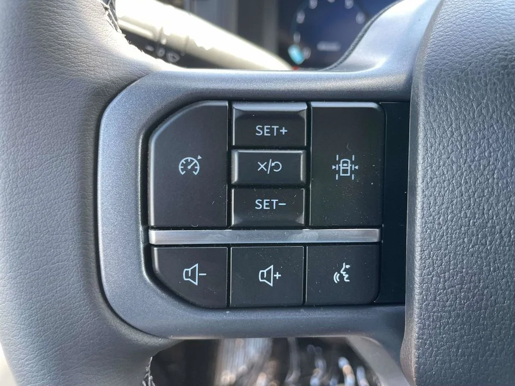 New 2026 Black Ford XLT image 23