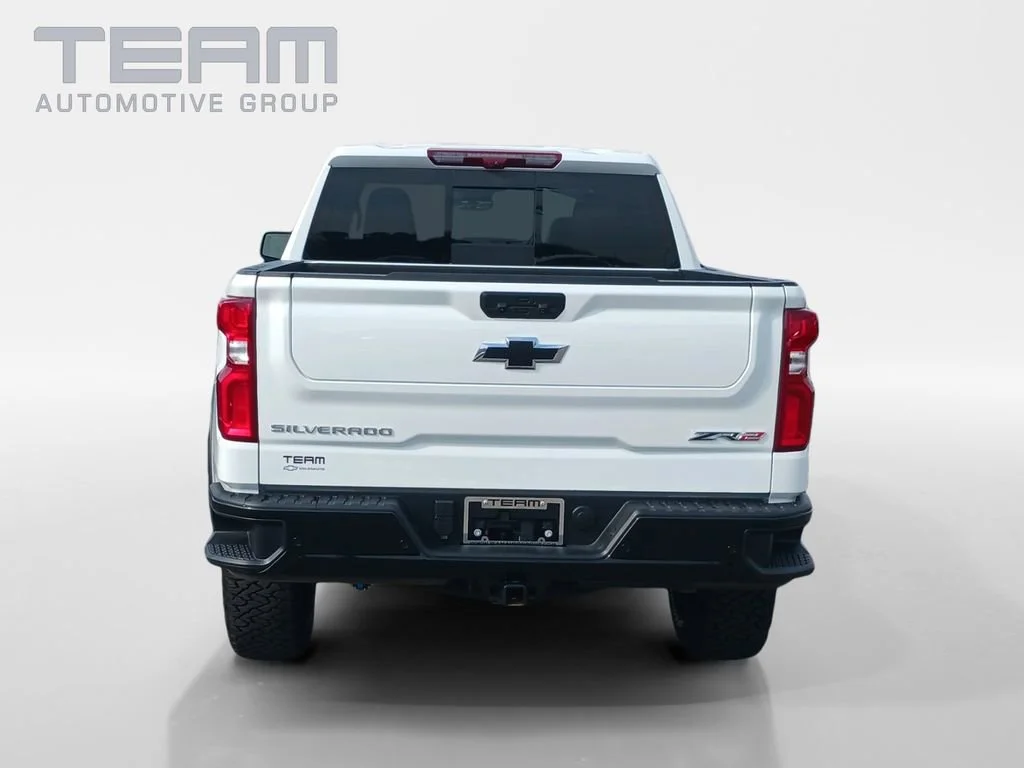 Used 2025 Summit White Chevrolet ZR2 image 6