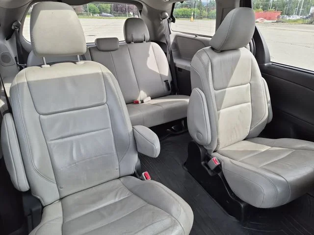 Used 2017 White Toyota Limited Premium image 22