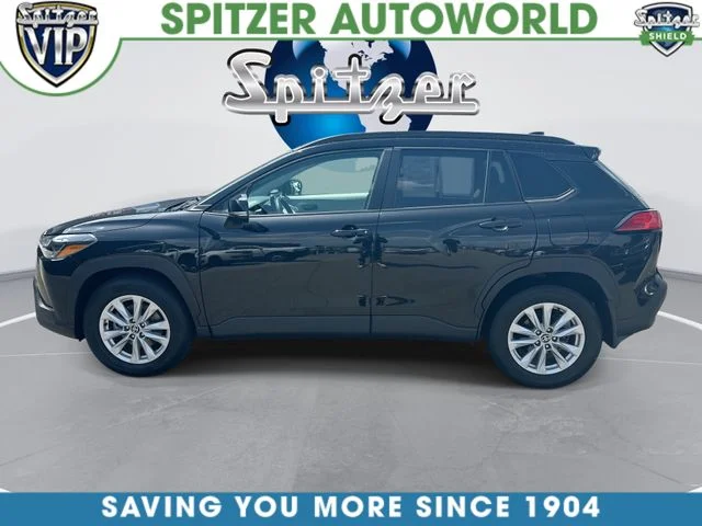 Used 2022 Black Toyota LE image 6
