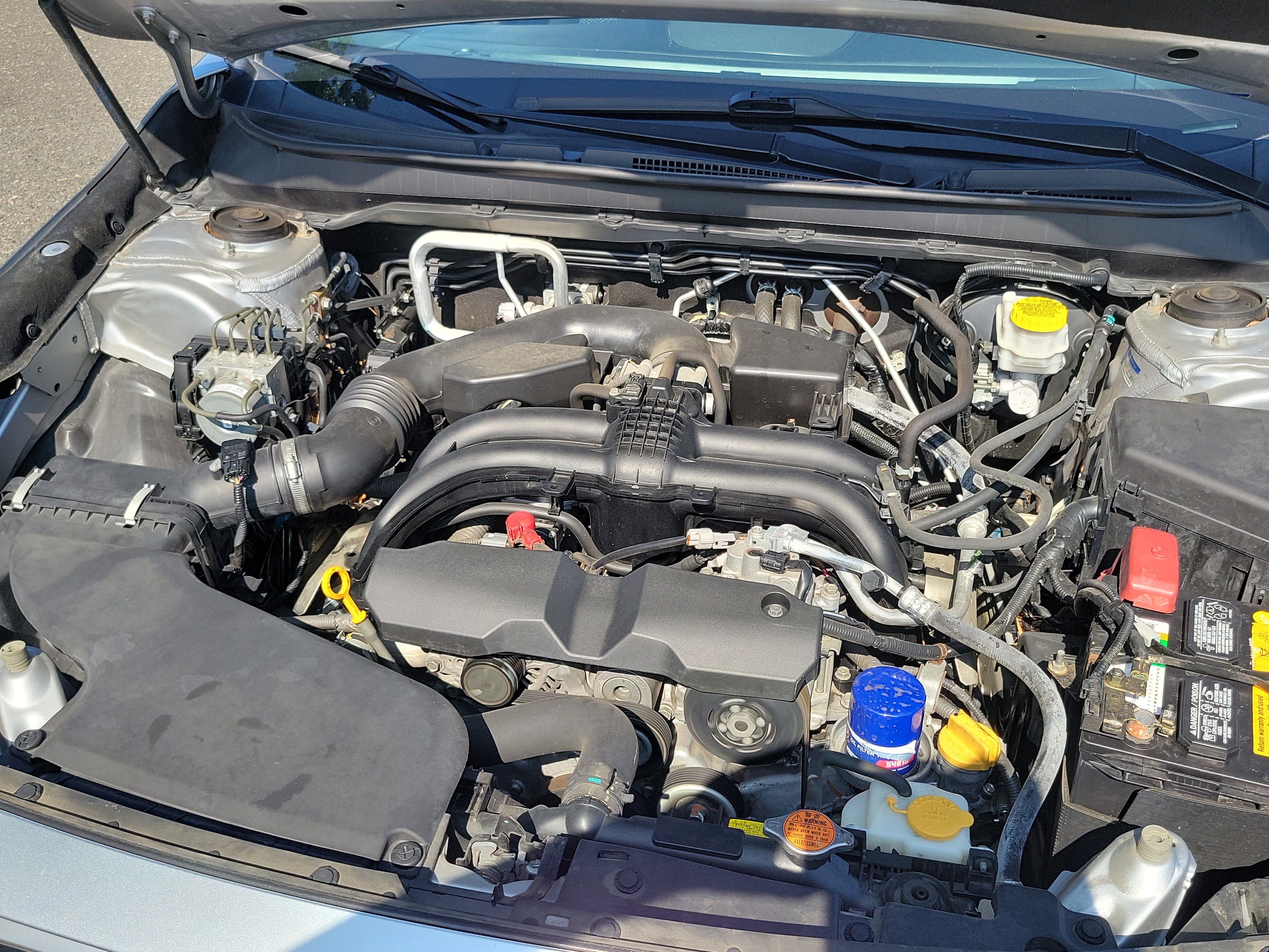 Used 2018 Ice Silver Metallic Subaru  image 24