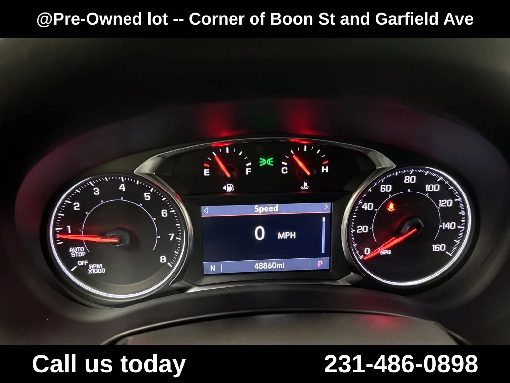 Used 2024 Blue GMC SLT image 25