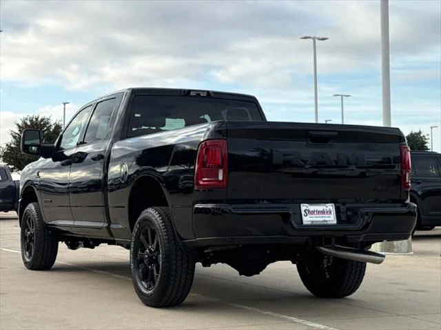 New 2027 Diamond Black Crystal Pearl-Coat Exterior Paint RAM LONE STAR image 7