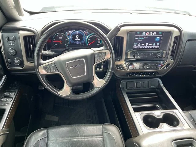 Used 2018 Silver GMC Denali image 13