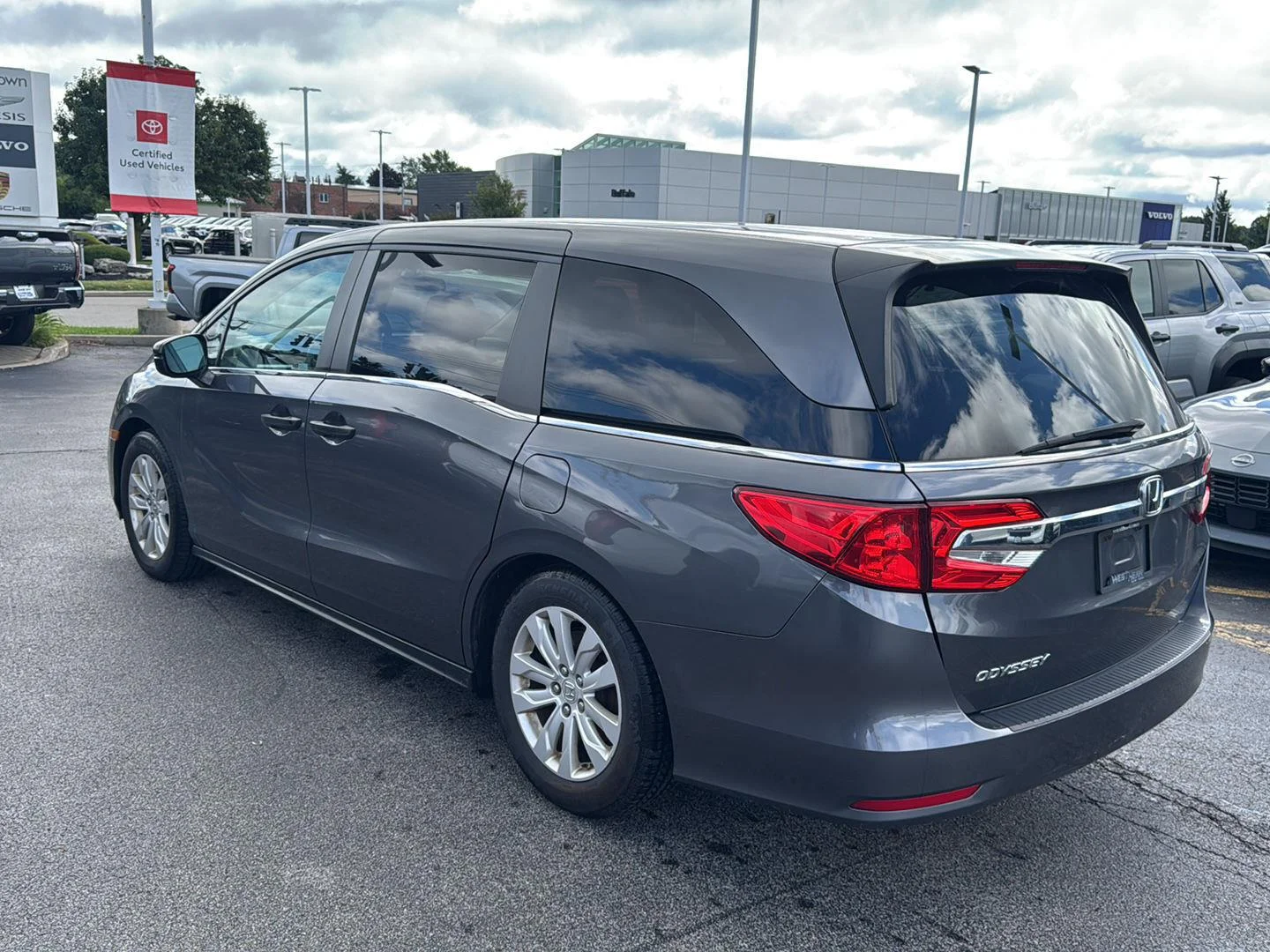 Used 2020 Modern Steel Metallic Honda LX image 4