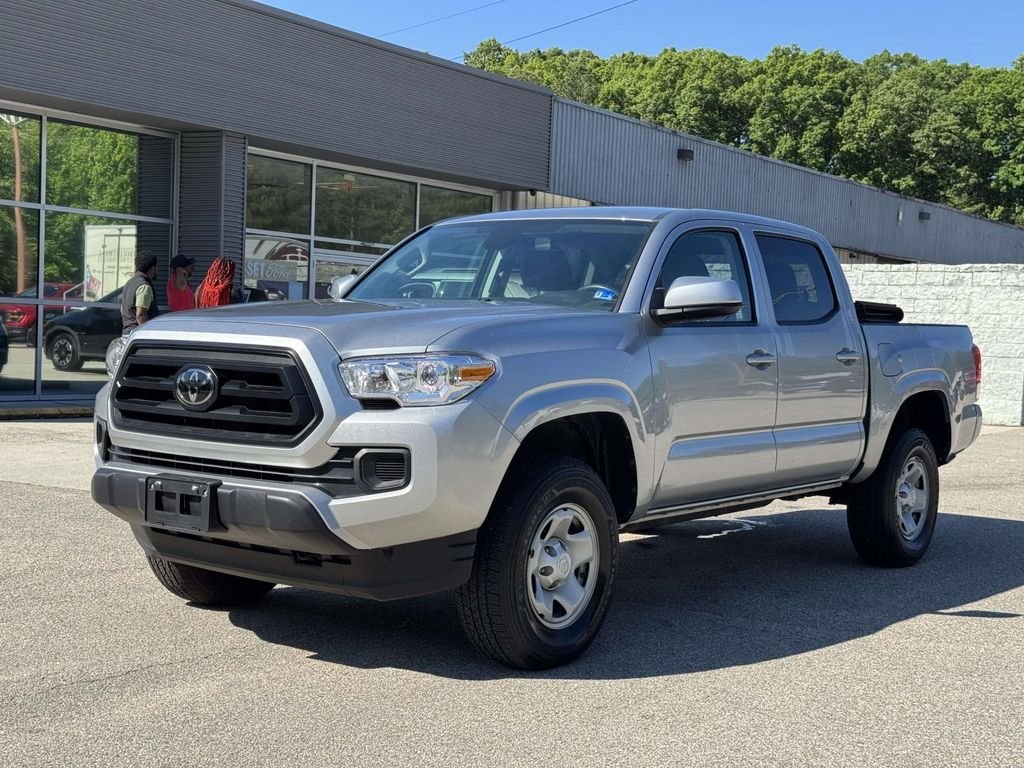 Used 2023 Silver Toyota SR image 23