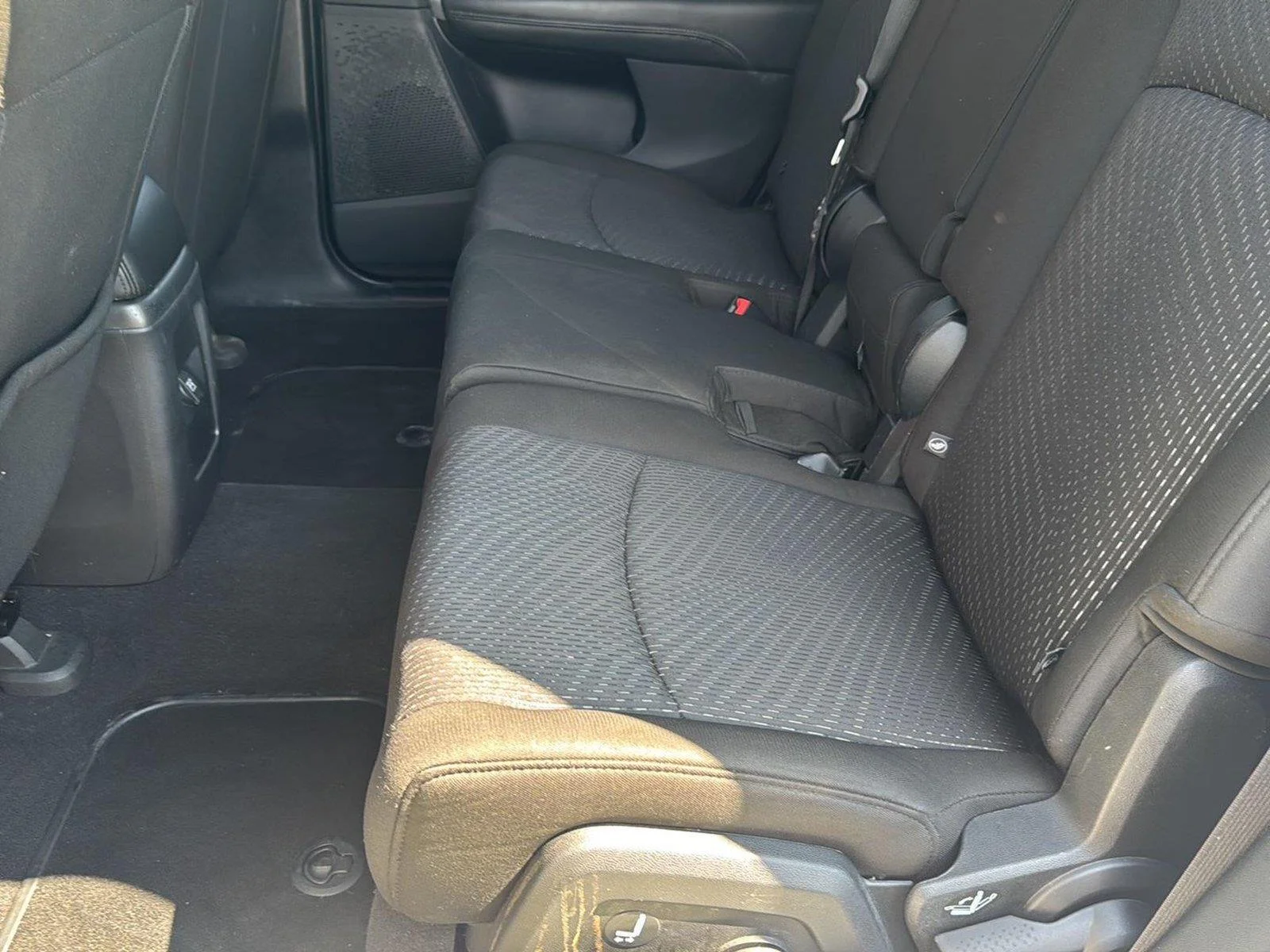 Used 2019 Vice White Dodge SE image 22