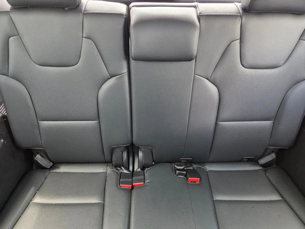 Used 2025 Black Kia SX image 22