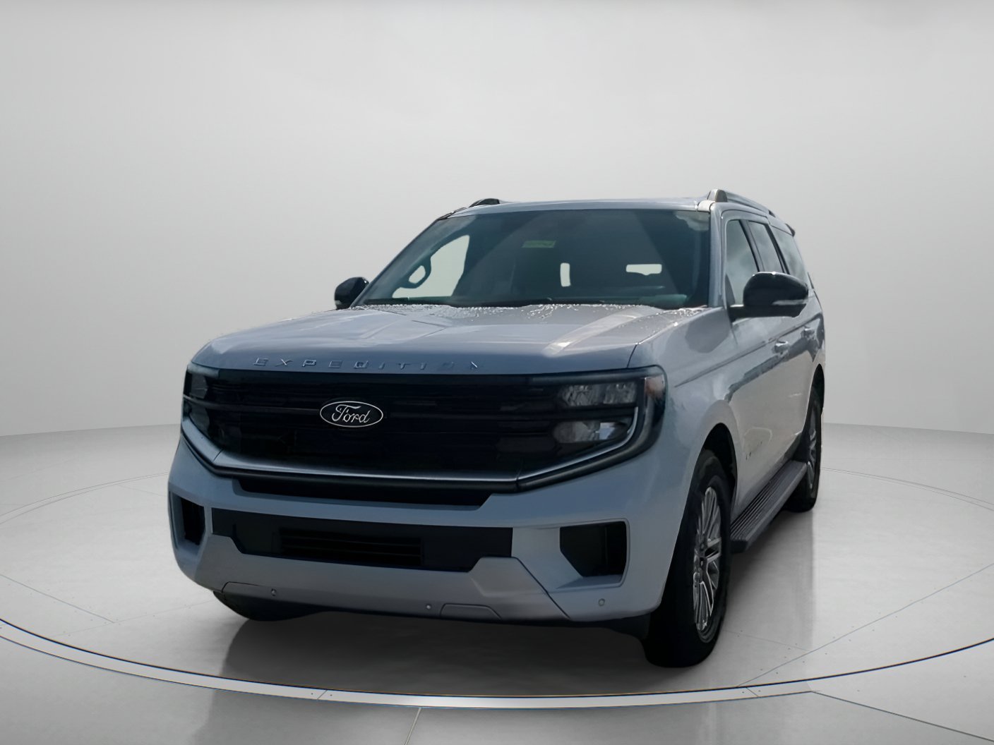 New 2026 Space Silver Metallic Ford Platinum® image 7
