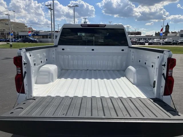 2023 Chevrolet Silverado 1500 LT - Photo 23
