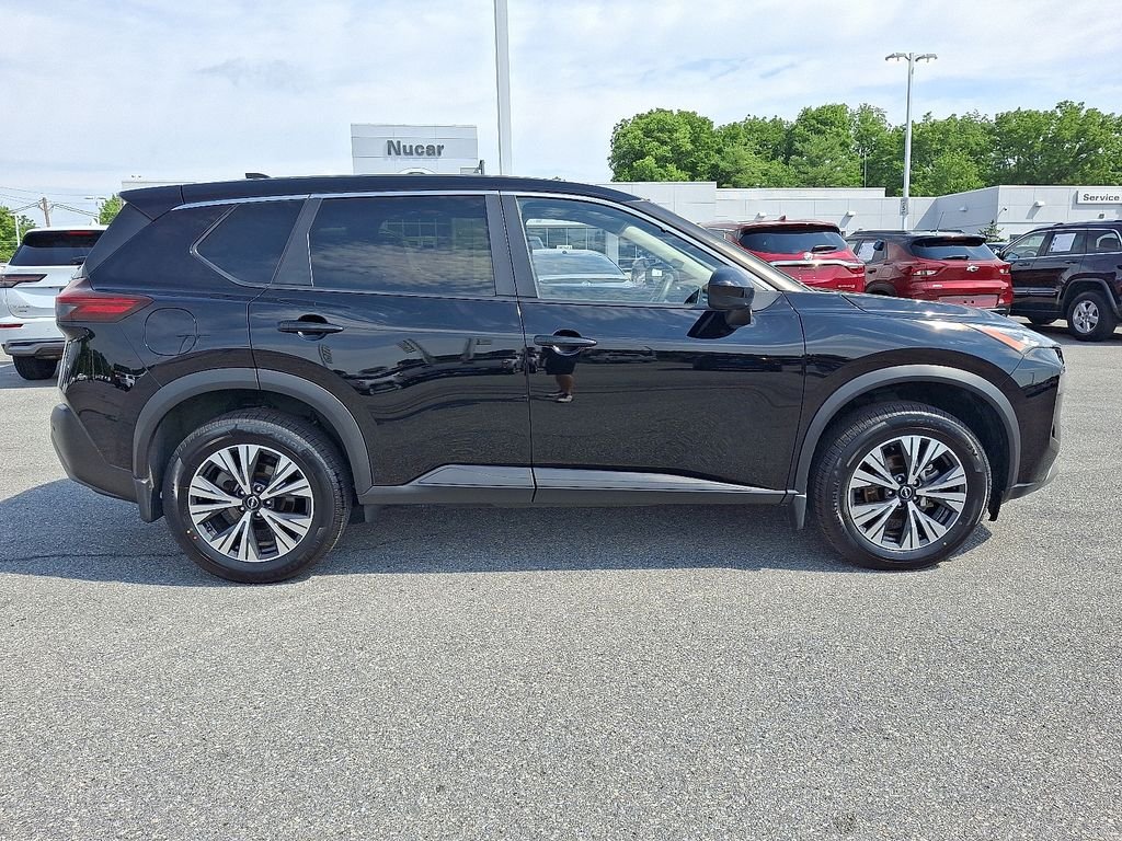 Used 2023 Black Nissan SV image 8