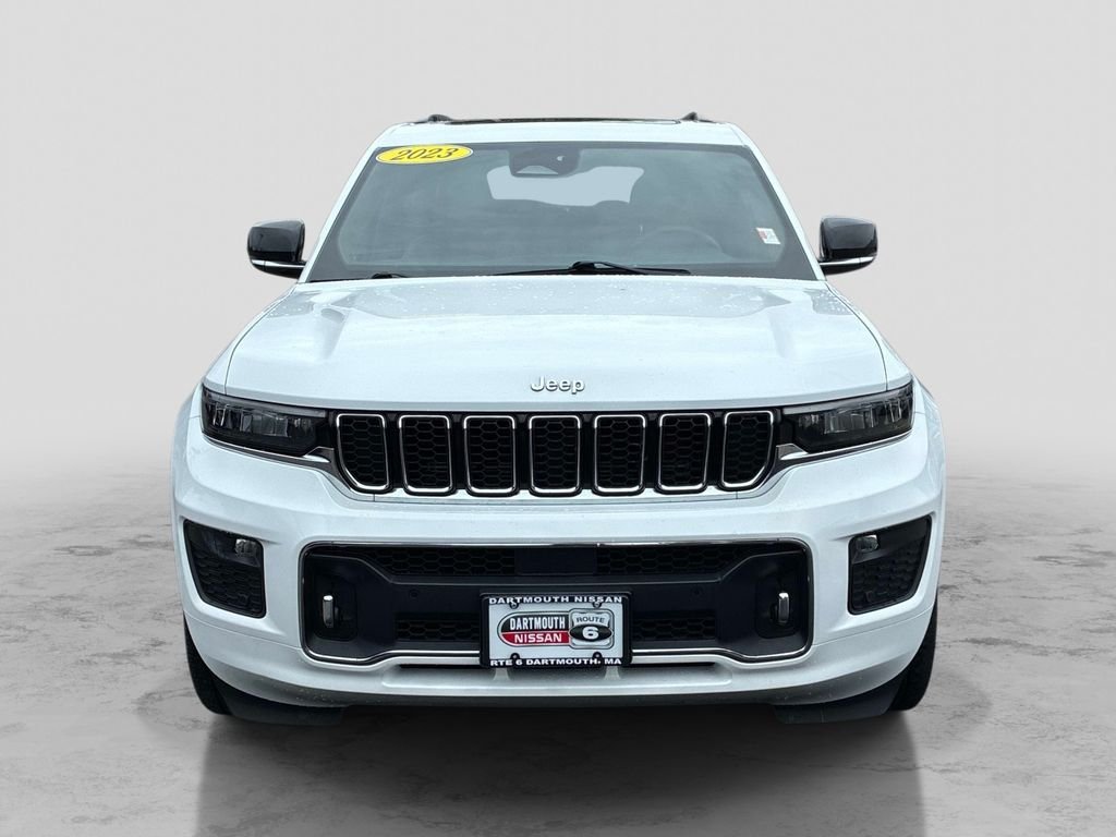 Used 2023 White Jeep Overland image 3