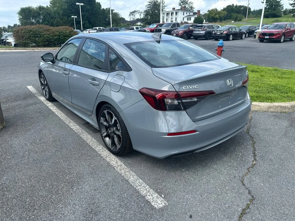 Used 2025 Urban Gray Pearl Honda Sport Touring image 6