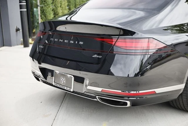 Used 2023 Vik Black Genesis 3.5T e-SC image 9