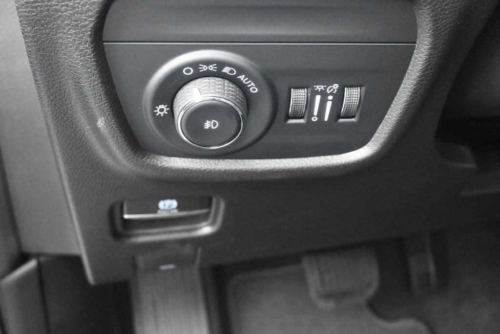 New 2026 Steel Blue Exterior Paint Jeep Limited image 21