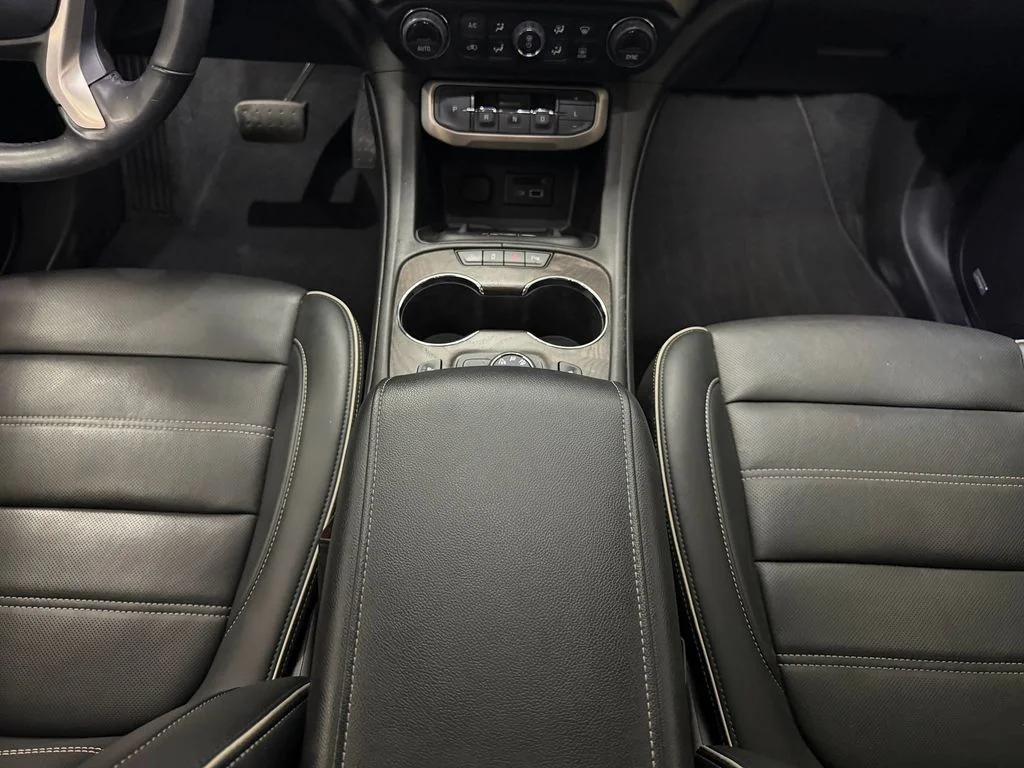 Used 2021 Satin Steel Metallic GMC Denali image 15
