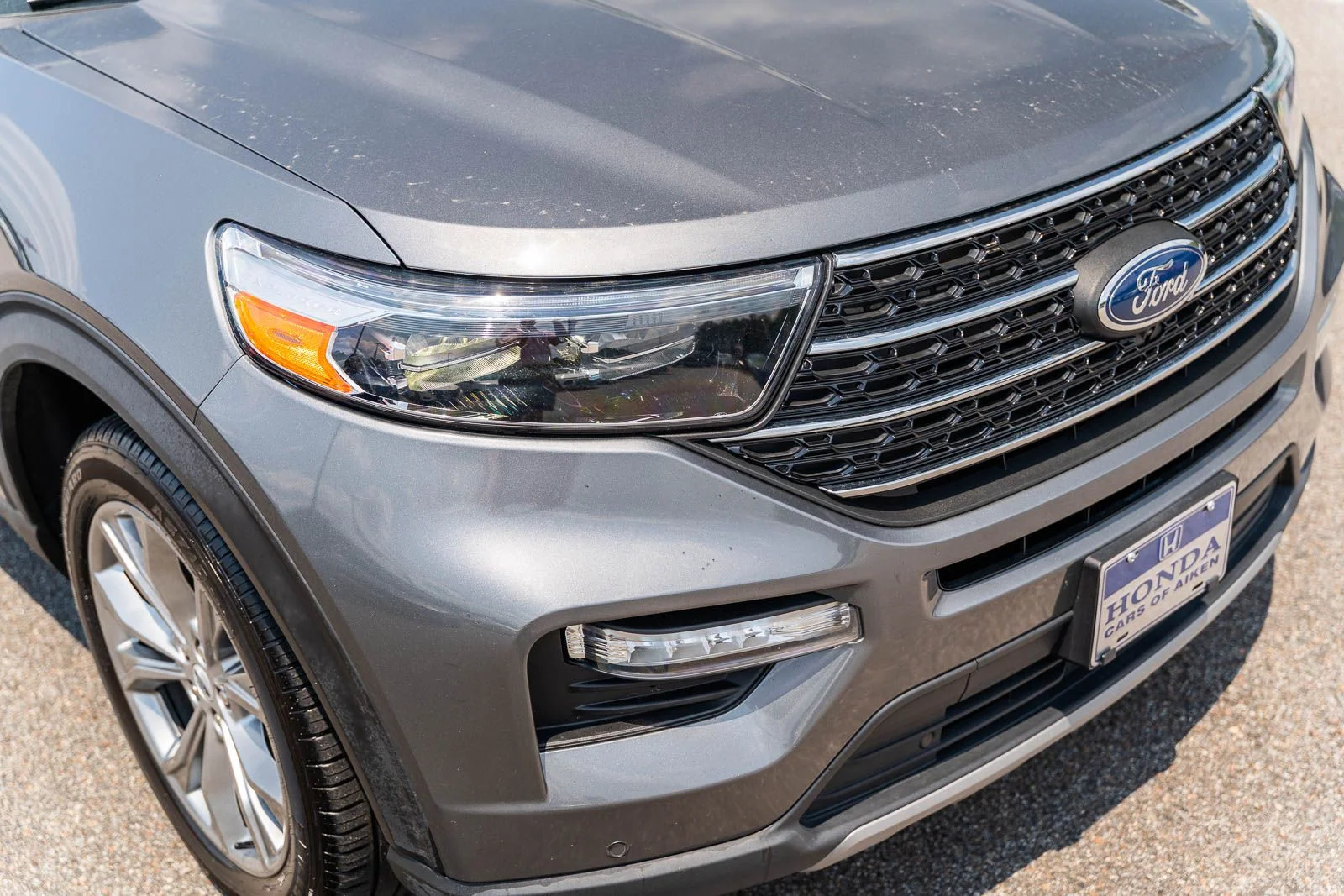 Used 2023 Gray Ford XLT image 9