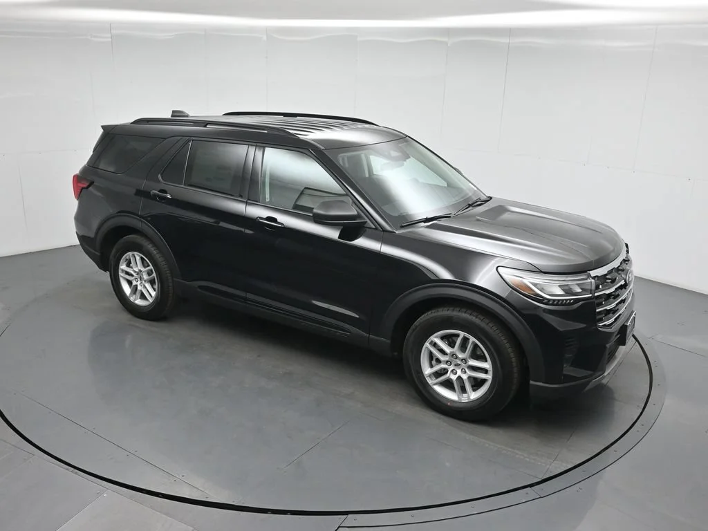 New 2026 Agate Black Metallic Ford Active image 37