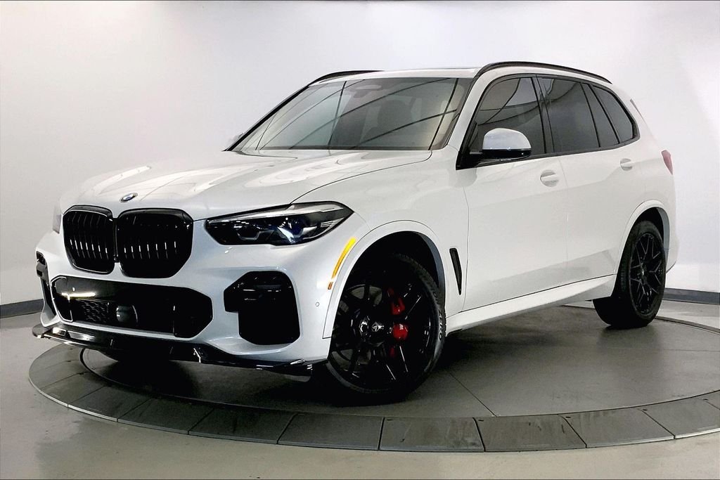 Used 2022 Mineral White Metallic BMW  image 11