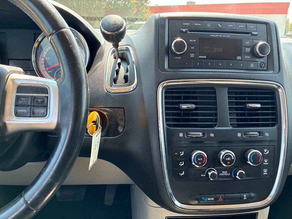 Used 2017 Black Dodge SE image 18