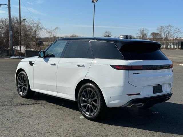 Certified Used 2023 White Land Rover SE Dynamic image 3