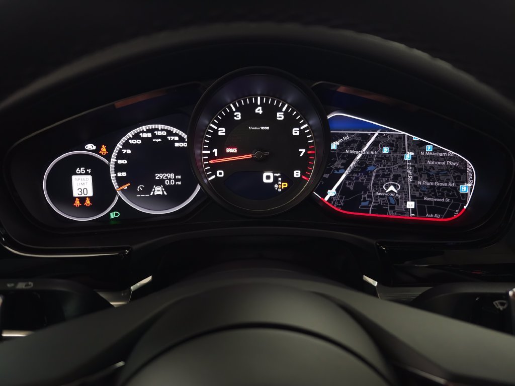Used 2022  Porsche 4S image 22