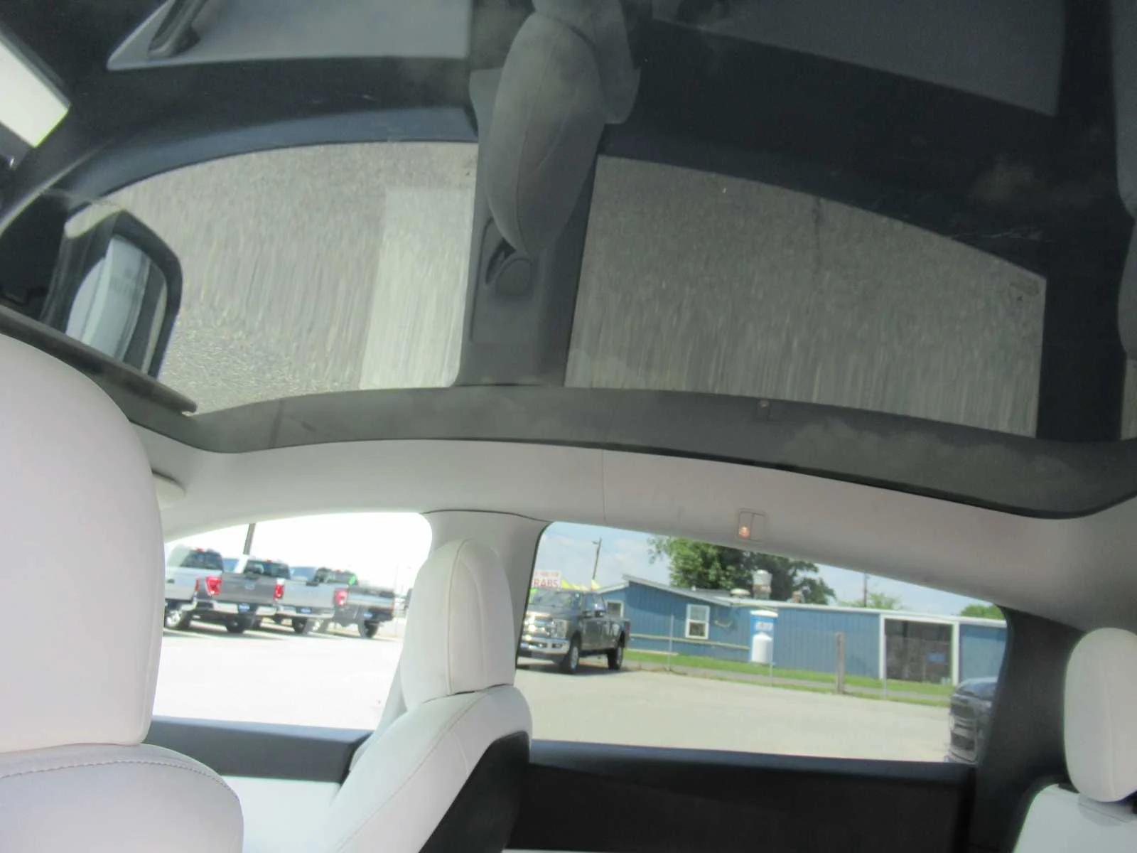Used 2022 Pearl White Multi-Coat Tesla Performance image 19