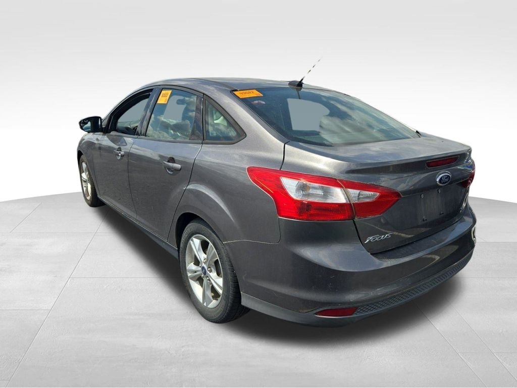 Used 2014 Ford Focus SE with VIN 1FADP3F29EL261887 for sale in Waukesha, WI