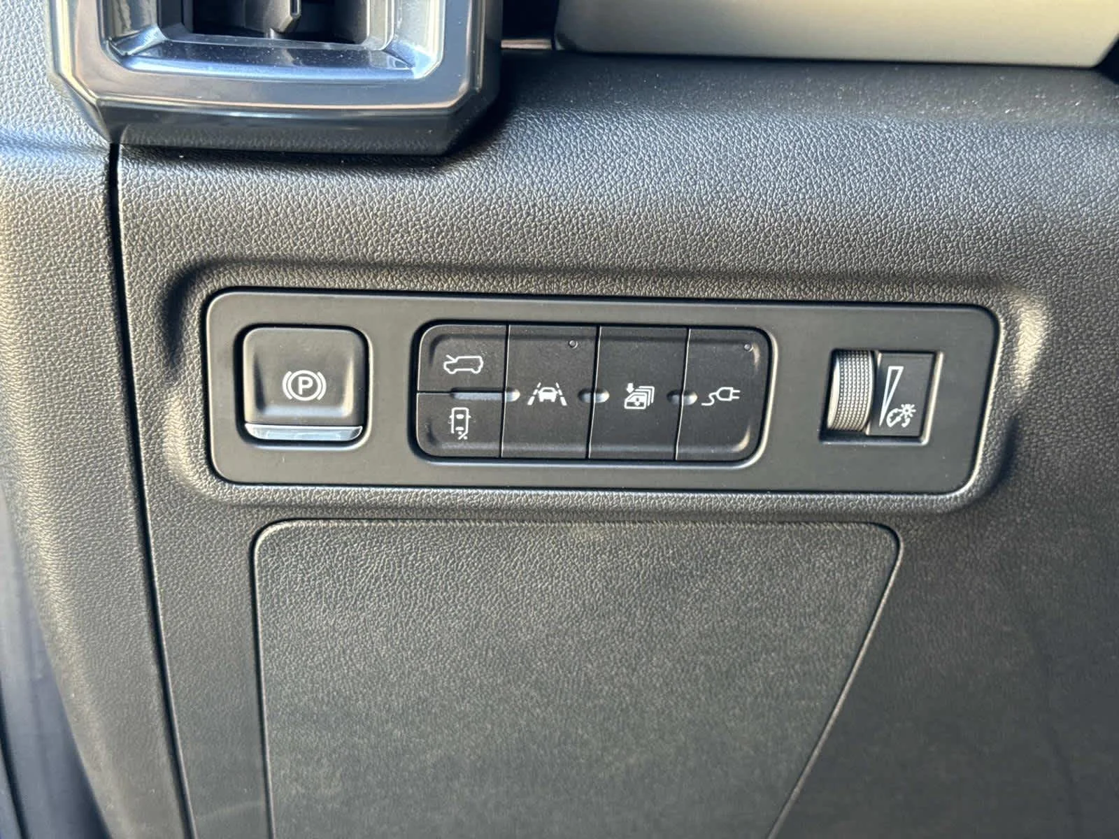 2026 GMC HUMMER EV 2X - Photo 12