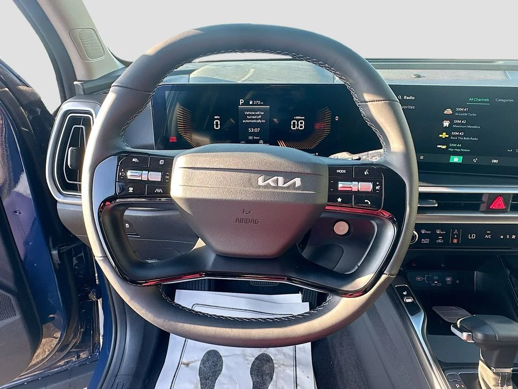 2026 Kia Sorento EX - Photo 11
