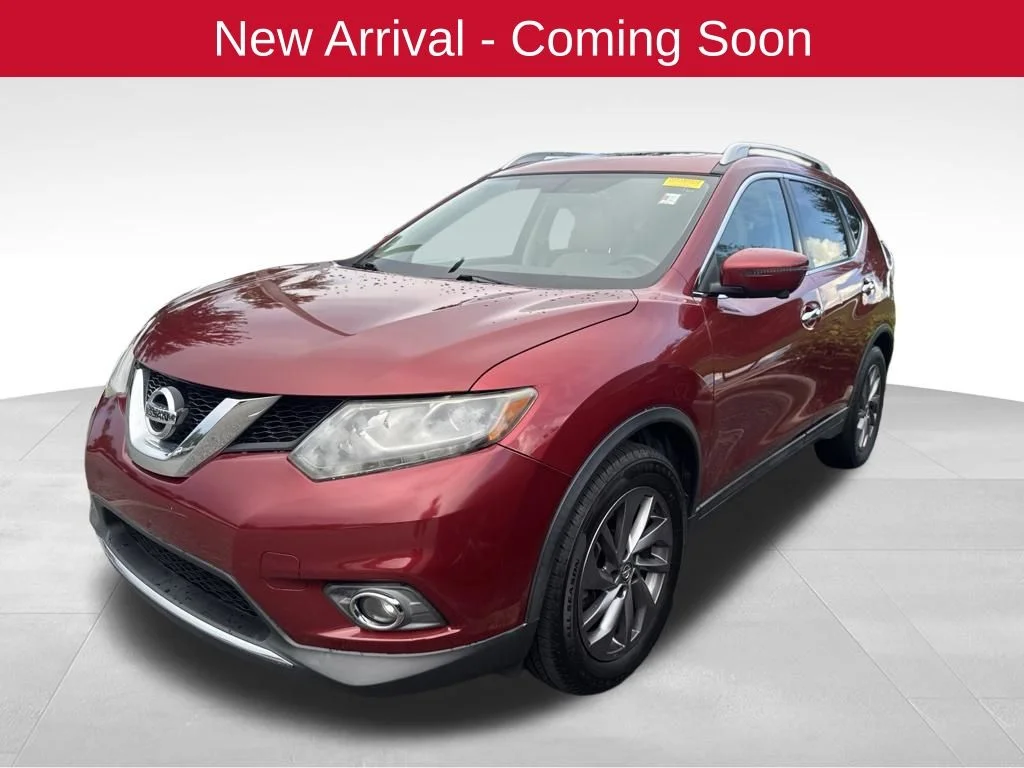 Used 2016 Red Nissan SL image 1