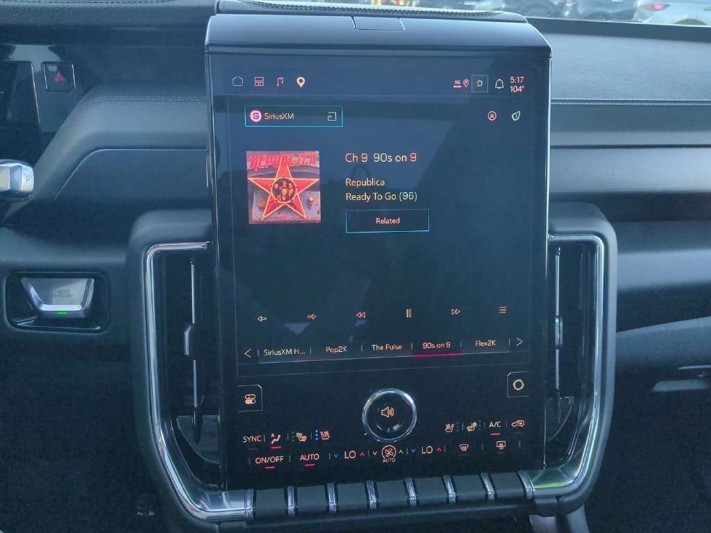 2026 GMC Yukon XL Denali - Photo 16