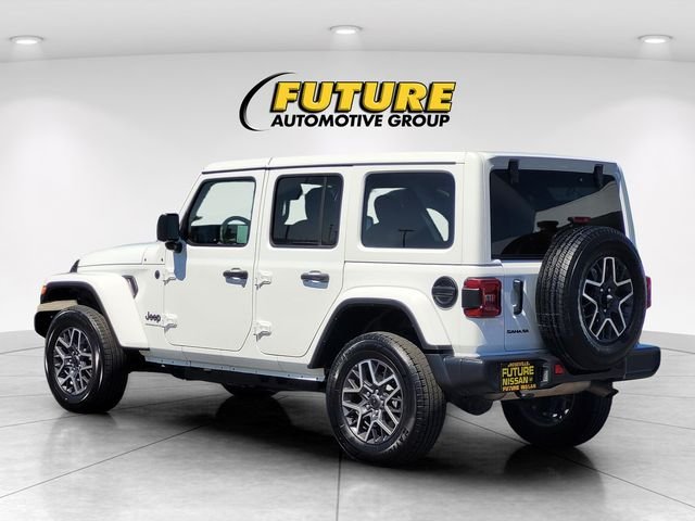 Used 2025 White Jeep Sahara image 7