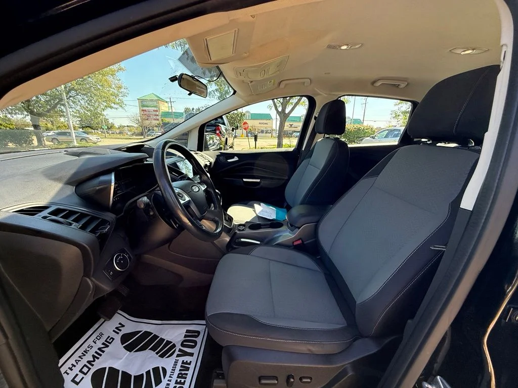 Used 2017 Black Ford SE image 11